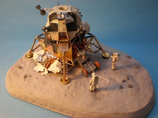 Airfix Models 1//72 Apollo Lunar Model Descent /& Ascent Stages Kit Plastic
